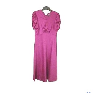 NWT Taylor Dresses Knot front and puff sleeves Bright Plum Midi Dress